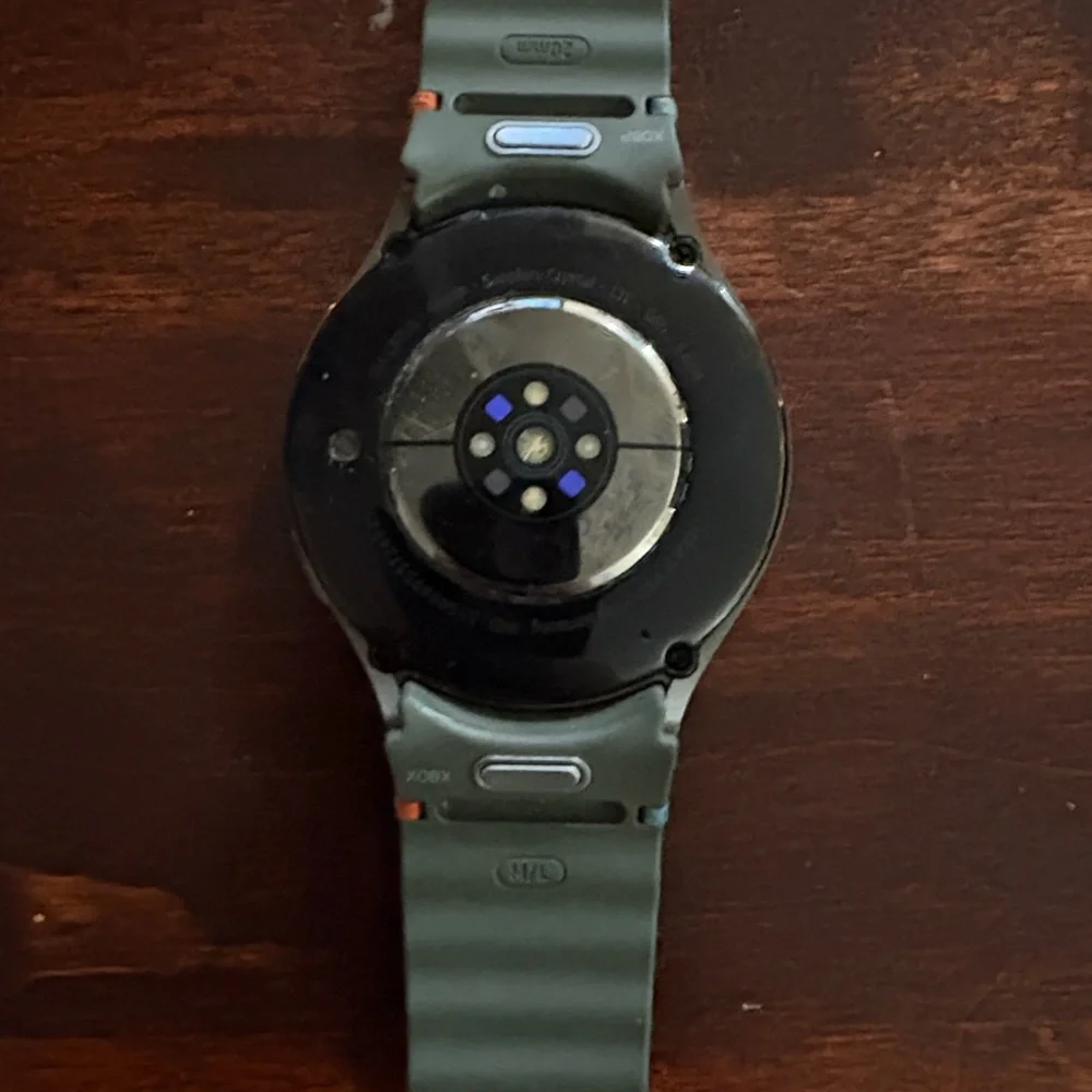 Black Smartwatch with Silicone Band Samsung 42 mm